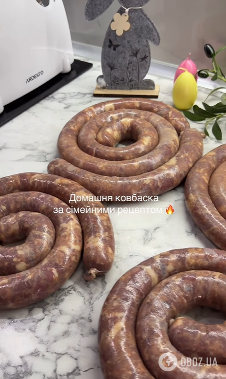 Домашняя запеченная колбаса на Пасху: делимся рецептом, который точно получится у всех
