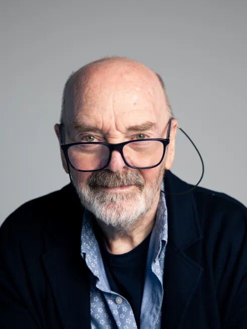 Превратил джинсы в элемент высокой моды: умер известный дизайнер, основатель брендов Diesel и Gap