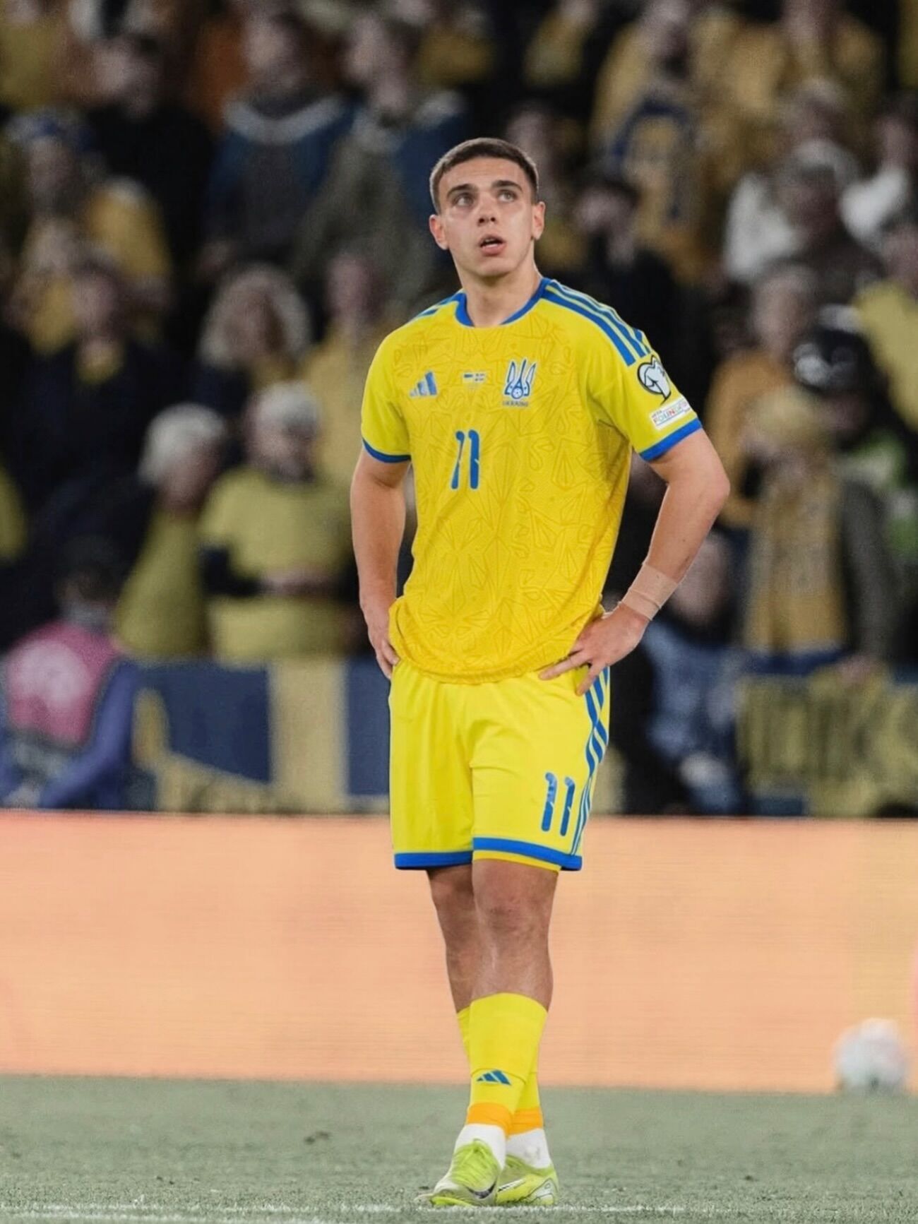 Футболист "Динамо" похвастался неожиданным поступком и быстро удалил фото. Снимок показали в сети