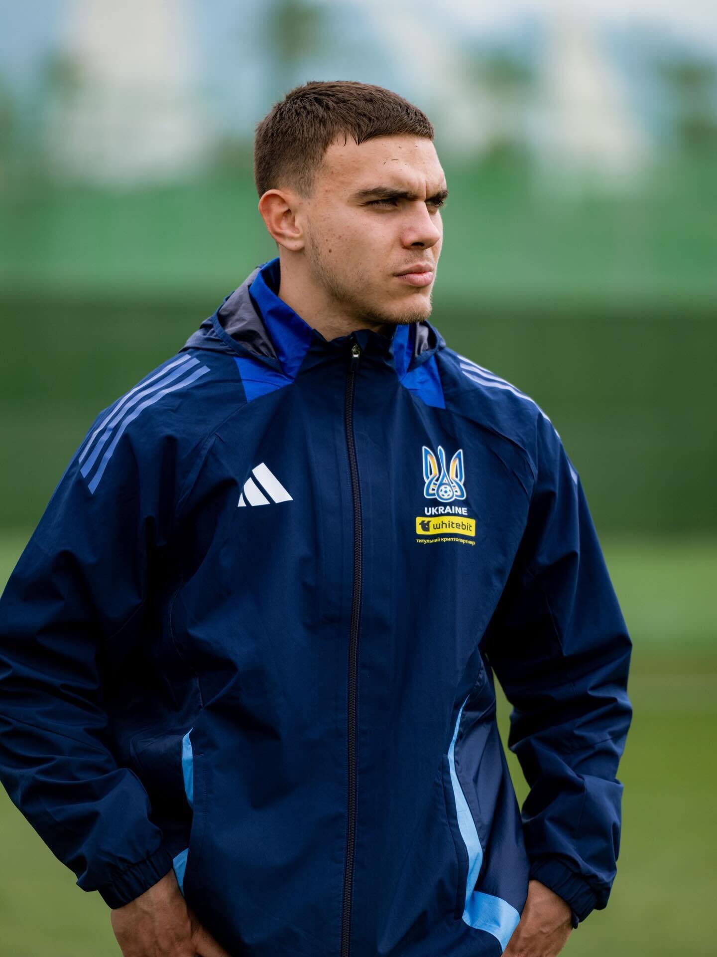 Футболист "Динамо" похвастался неожиданным поступком и быстро удалил фото. Снимок показали в сети