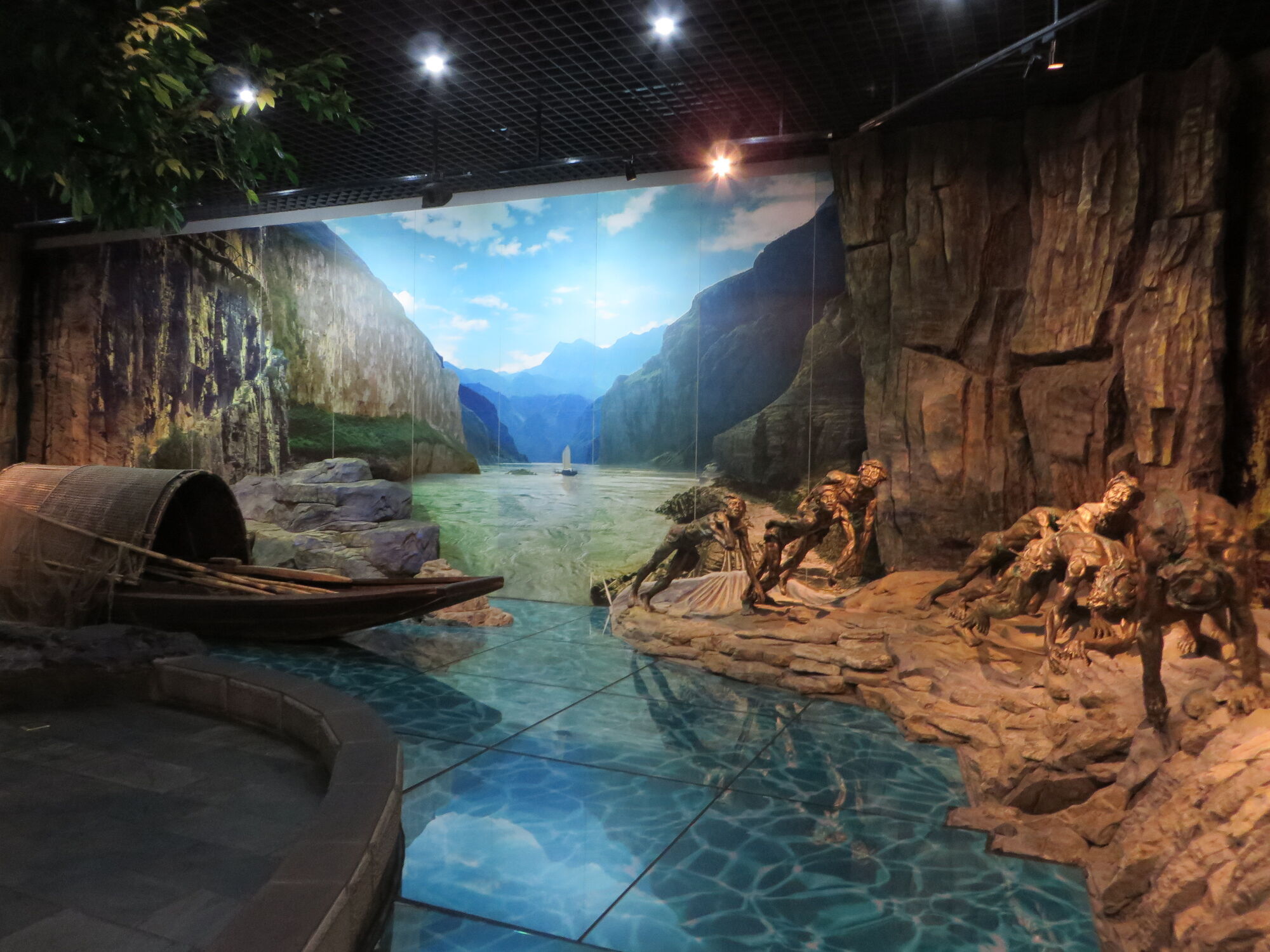 Население примерно как в Украине: какой город - самый большой в мире