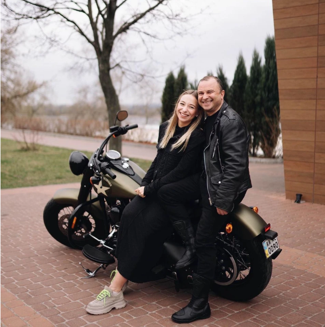 Скандал с концертом Виктора Павлика. Коллега артиста намекнул на "хорошо спланированную историю"