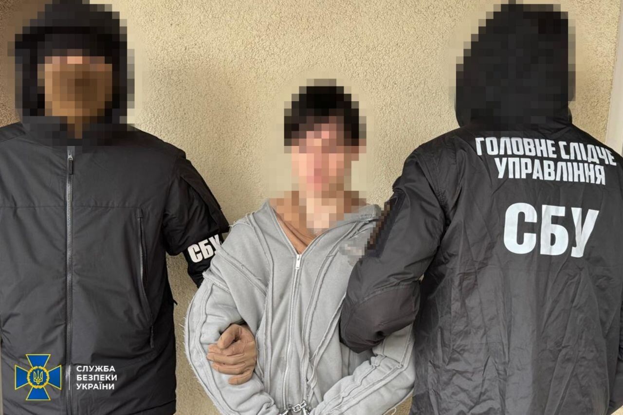 Вибух мав статися вранці: СБУ затримала агента ФСБ, який готував замах на одного з керівників Федерації роботодавців. Фото