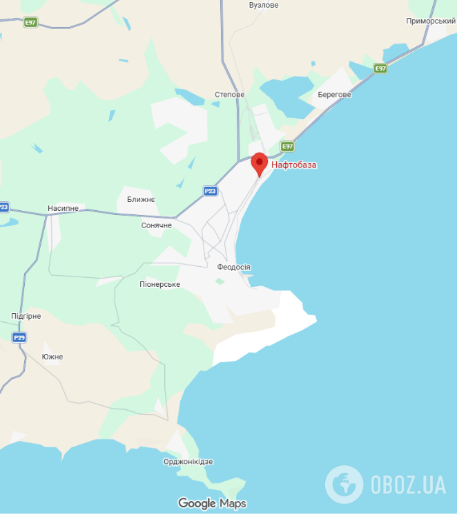 Пожар видно издалека: в оккупированной Феодосии повторно атакована нефтебаза. Фото и видео