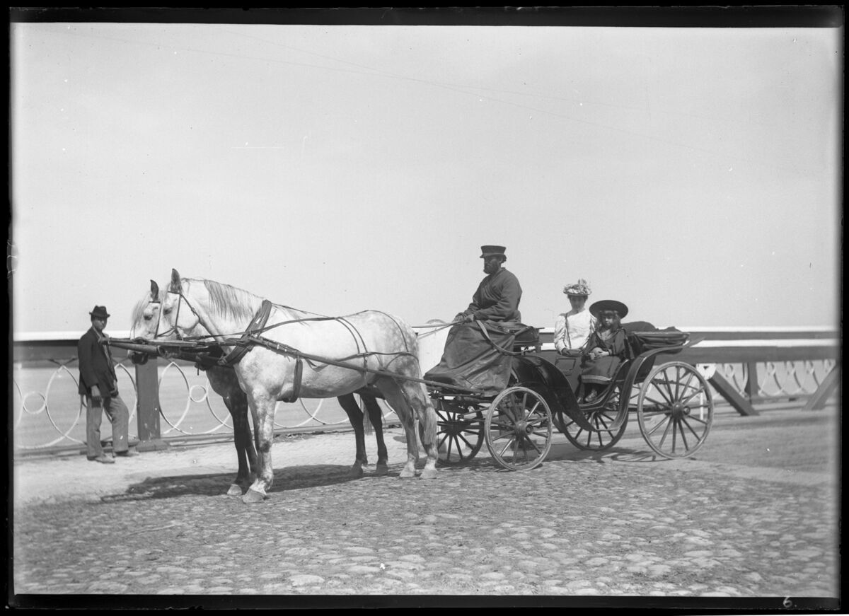 В сети показали, каким увидел Киев в 1897 году известный шведский исследователь. Архивные фото