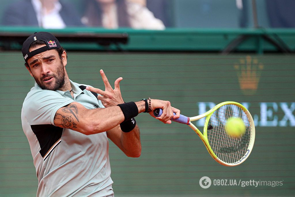 Лучший теннисист России проиграл 0:6, 0:6 и устроил истерику на супертурнире в Монако. Видео