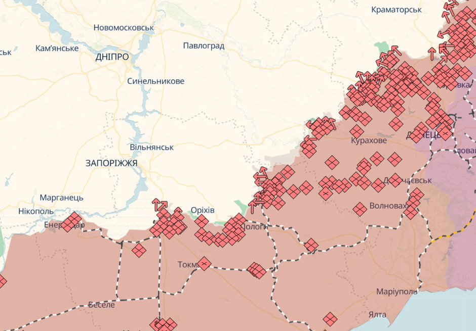 Окупанти перекидають через Маріуполь військову техніку на Гуляйпільський напрямок: спливли подробиці. Фото і відео