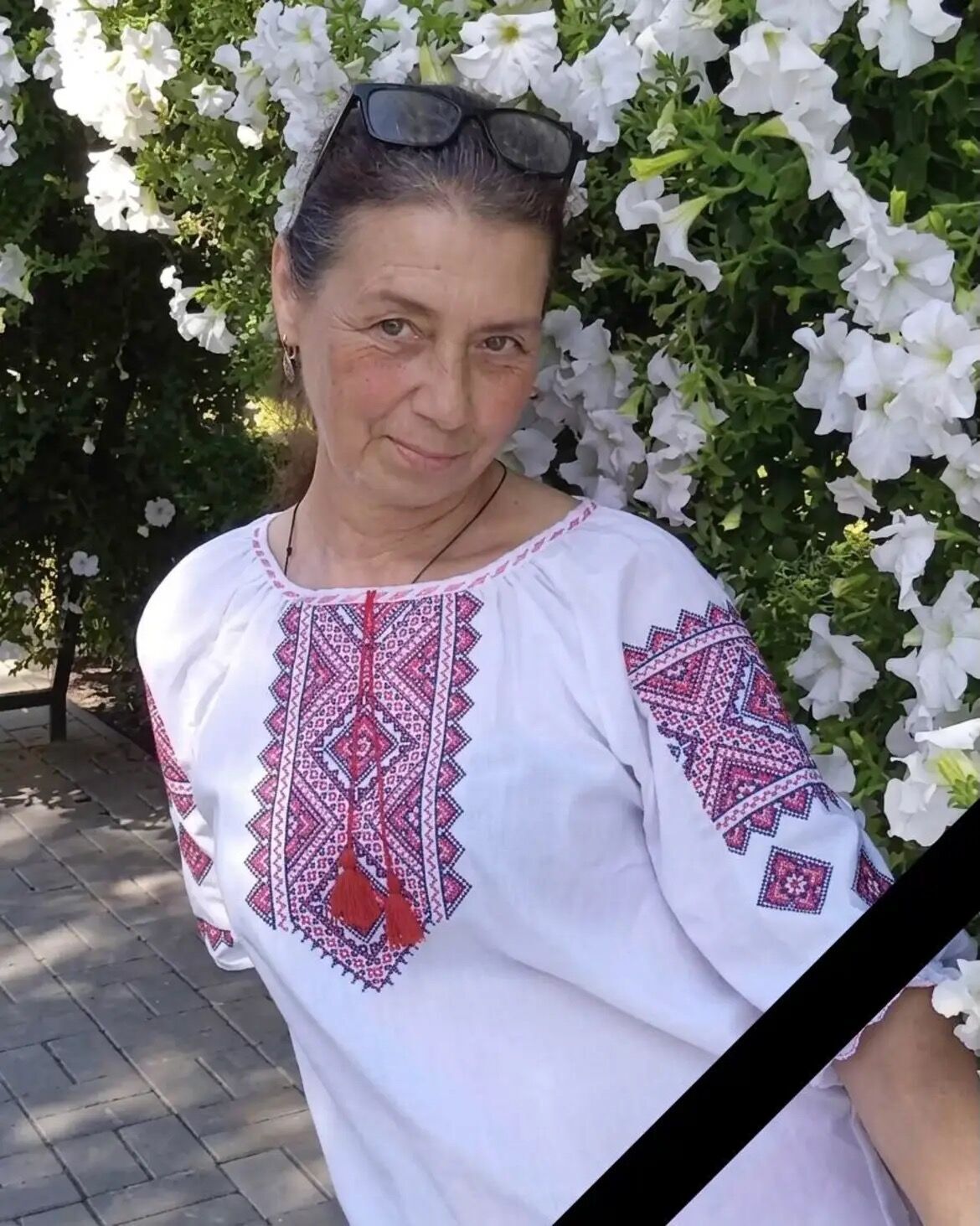 Без бабушки осталось двое внуков: в Никополе в результате российской атаки погибла работница больницы. Фото