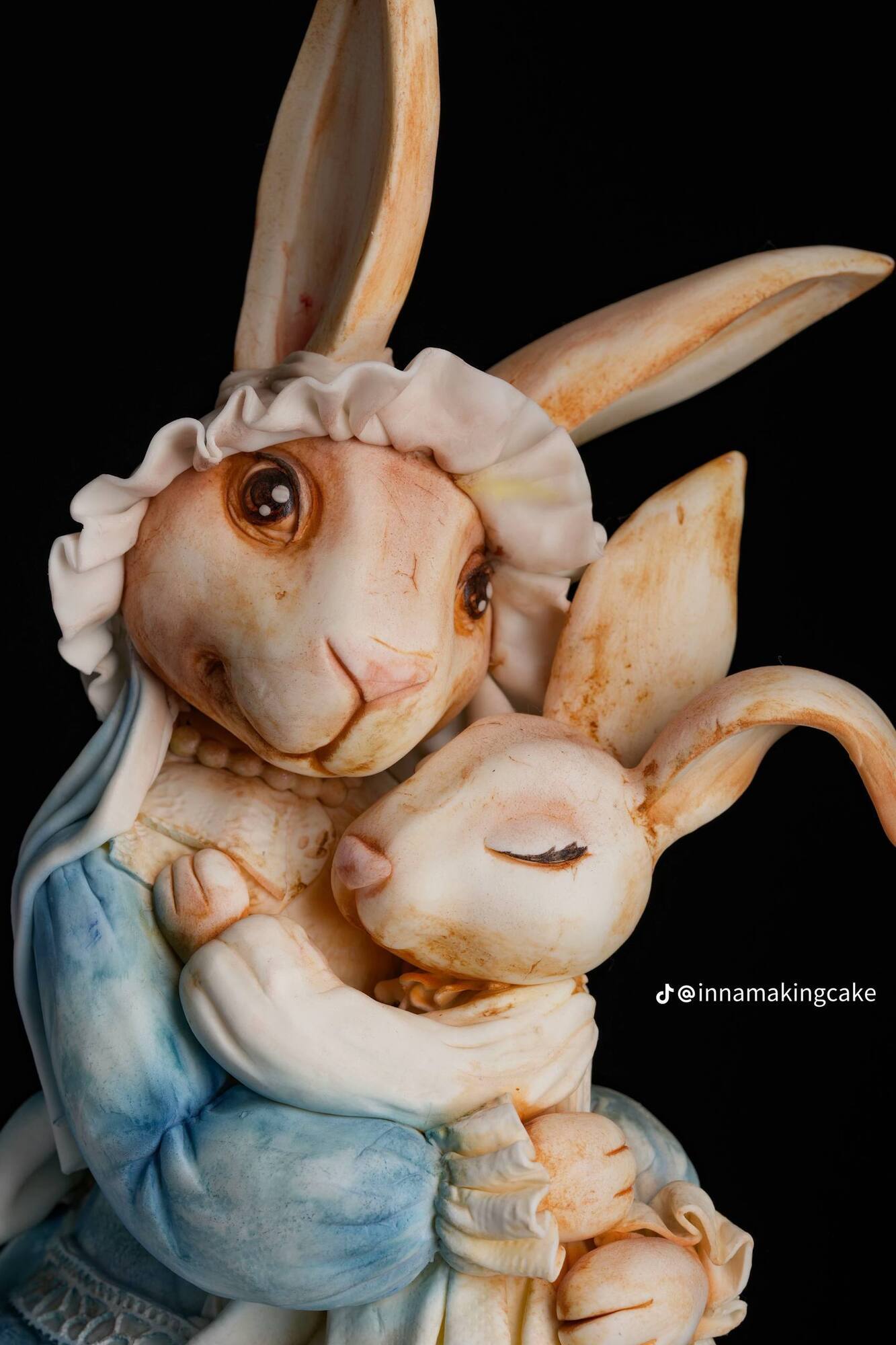 Изделие продают в социальных сетях