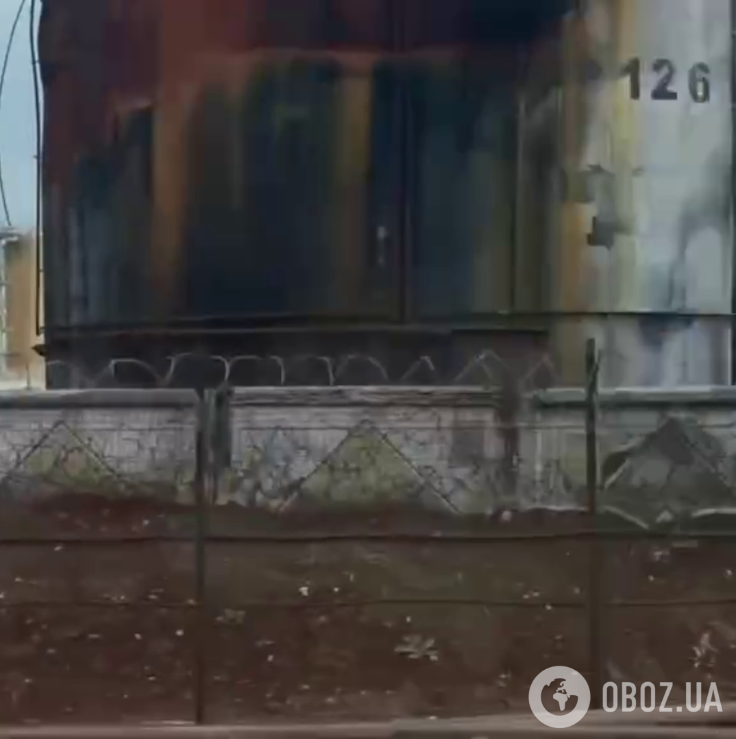 "Ни хр*на себе!" Россияне показали, как выглядит нефтебаза в оккупированной Феодосии после атаки дронов. Видео