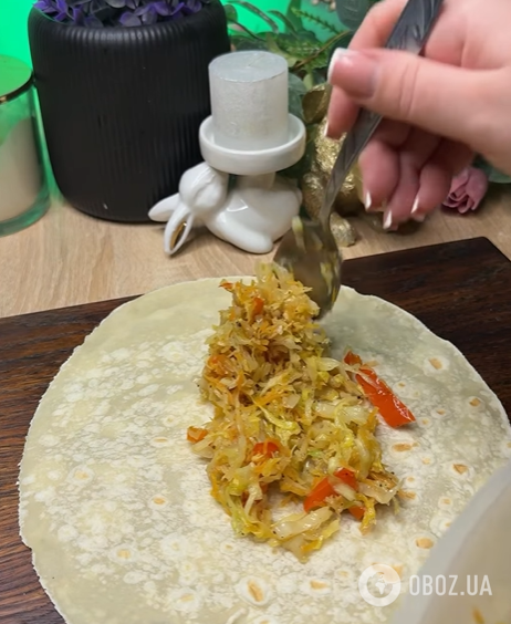 Швидкі трубочки з лаваша для ситного обіду: готуються без м'яса