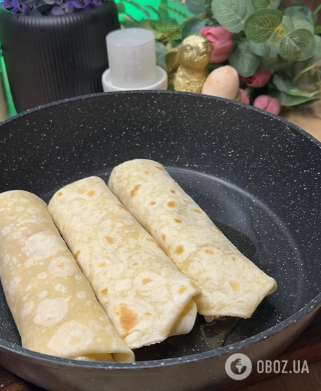 Швидкі трубочки з лаваша для ситного обіду: готуються без м'яса