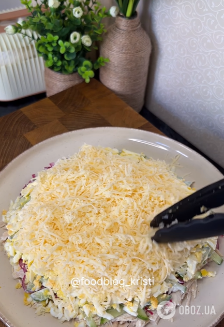 Праздничный салат "Гнездо глухаря": удивите гостей оригинальным блюдом