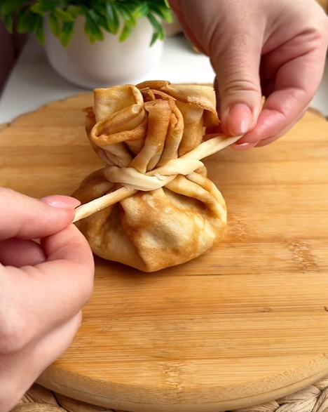 Можна приготувати на Великдень: жульєн в млинцях для святкового столу