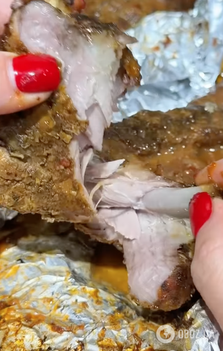 Сочные запеченные свиные ребрышки для пасхального стола: рассказываем, как правильно и сколько запекать мясо