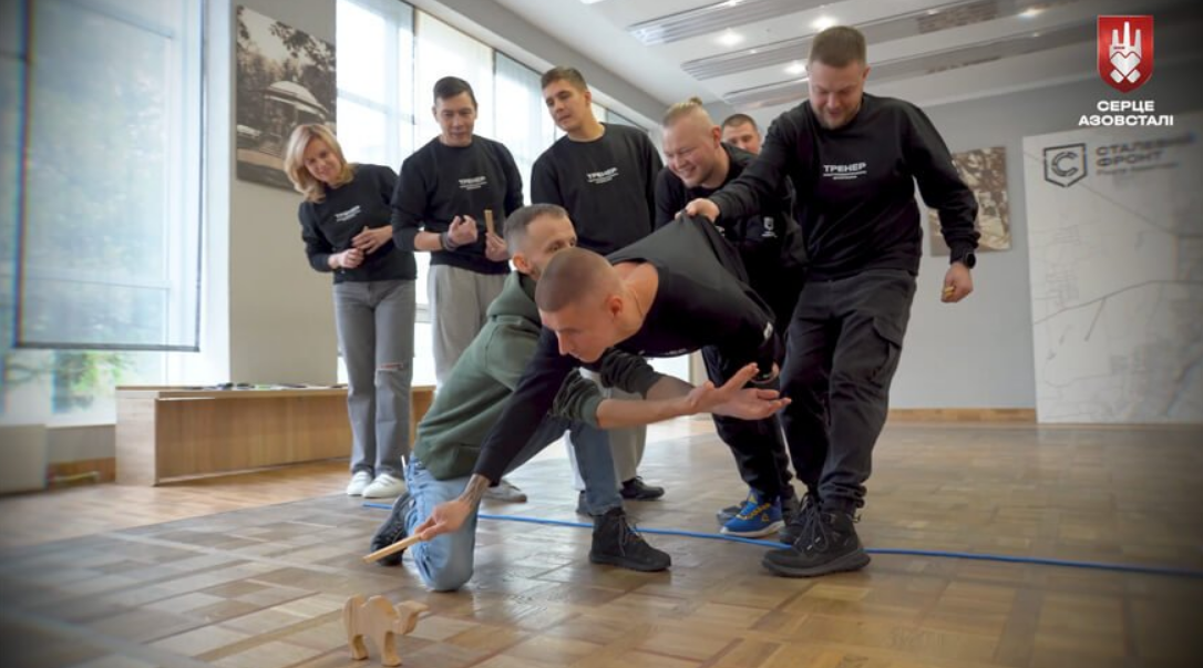 "Якщо я це пережив, то можу бути прикладом": захисник Маріуполя Олександр Дідур став тренером з посттравматичного зростання для ветеранів