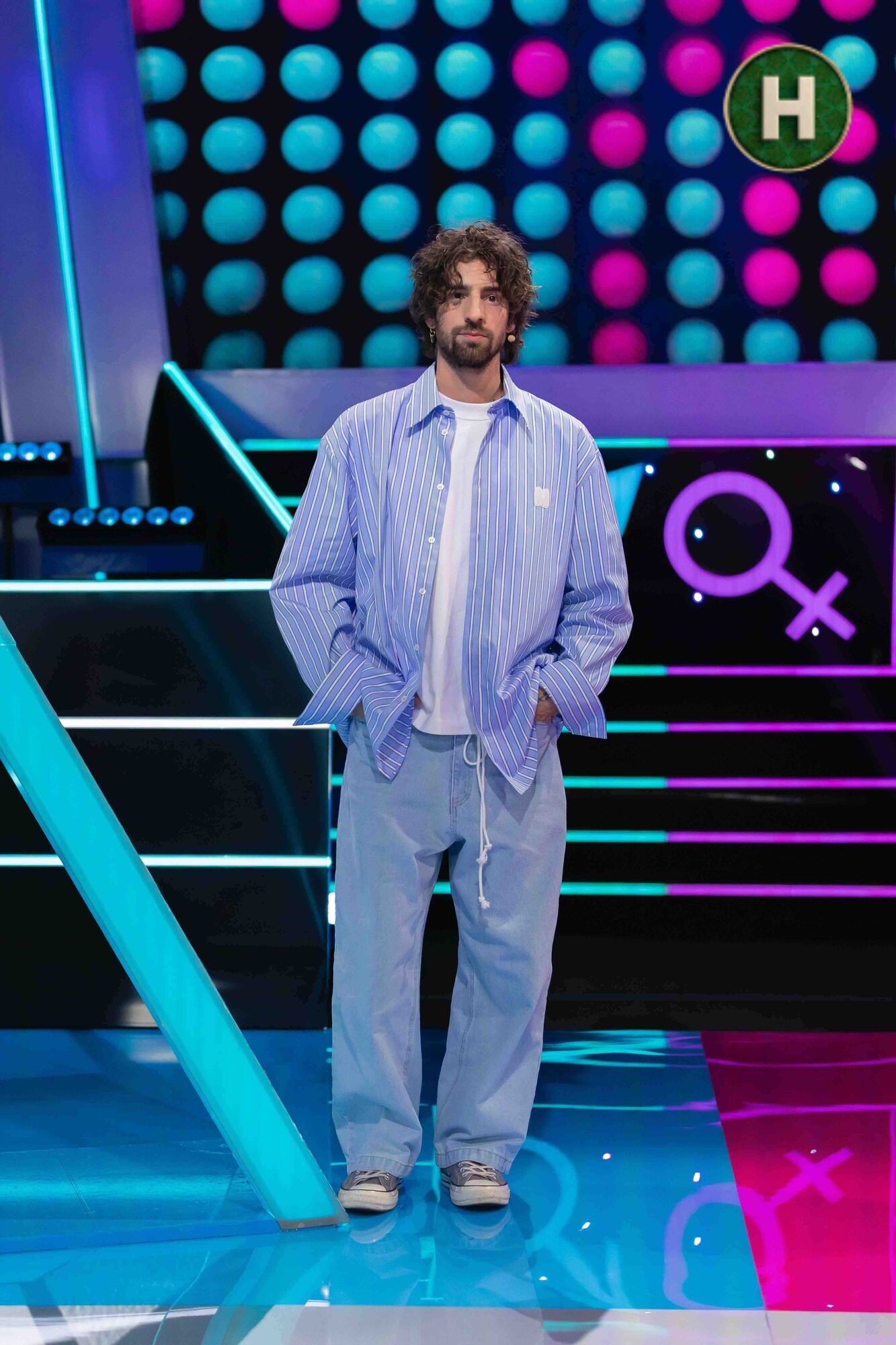 "Вкусная еда, секс, почесать Василия": Дантеса рассказал о счастье в мелочах