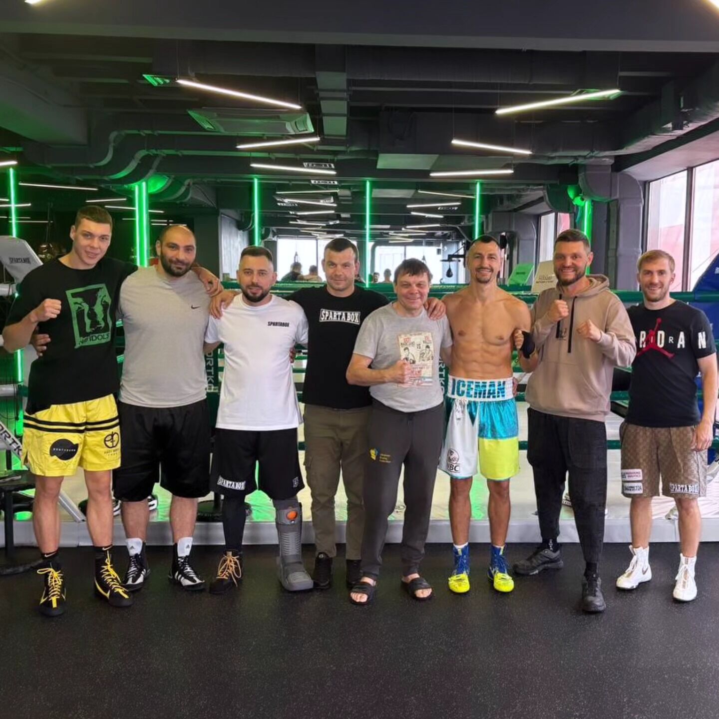 "Міна розірвалася над головою": після важкого поранення український військовий став боксером, має зіркового тренера і хоче на Паралімпіаду