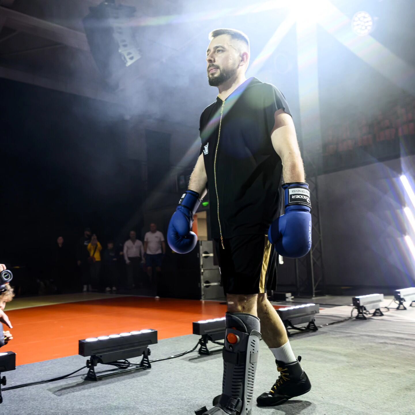 "Міна розірвалася над головою": після важкого поранення український військовий став боксером, має зіркового тренера і хоче на Паралімпіаду