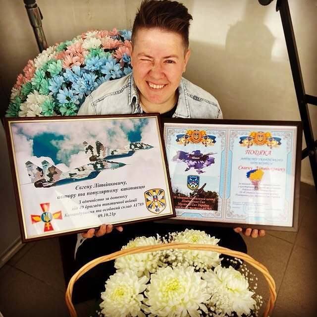 "Для таких, как я, путь домой закрыт". Как во время войны живет звезда "Х-Фактора" из Беларуси Евгений Литвинкович и почему он исчез из соцсетей