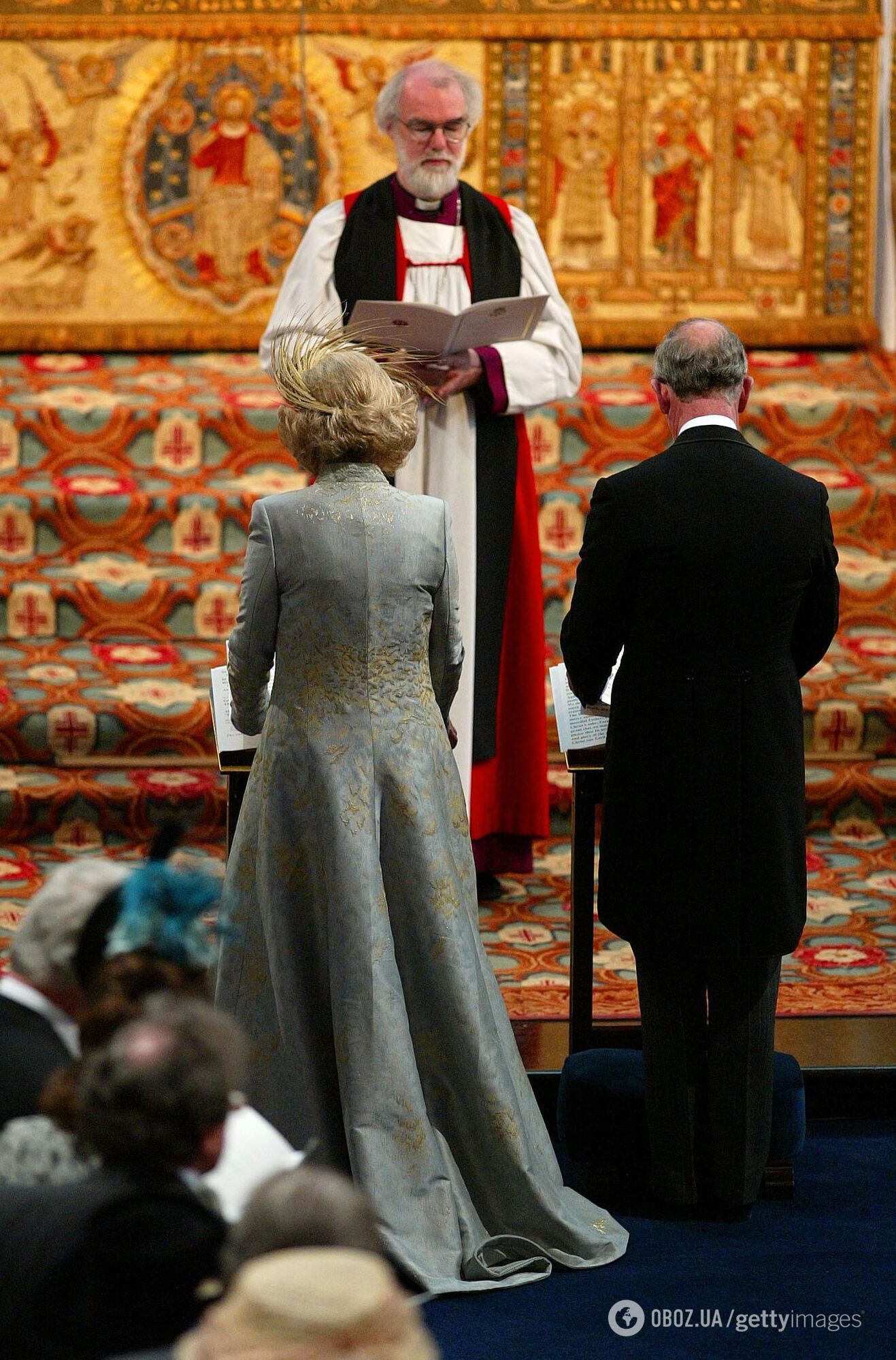 "Проклятая" свадьба Чарльза и Камиллы: какие зловещие приметы едва не сорвали праздник и почему Елизавета II нарушила дресс-код