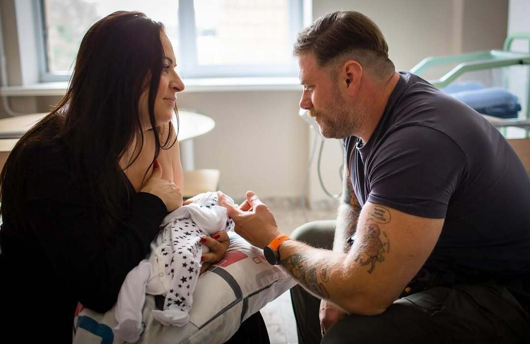 "Я полюбил". Актер-военный Владимир Ращук признался, что ушел от жены, которая в 47 лет родила ему сына