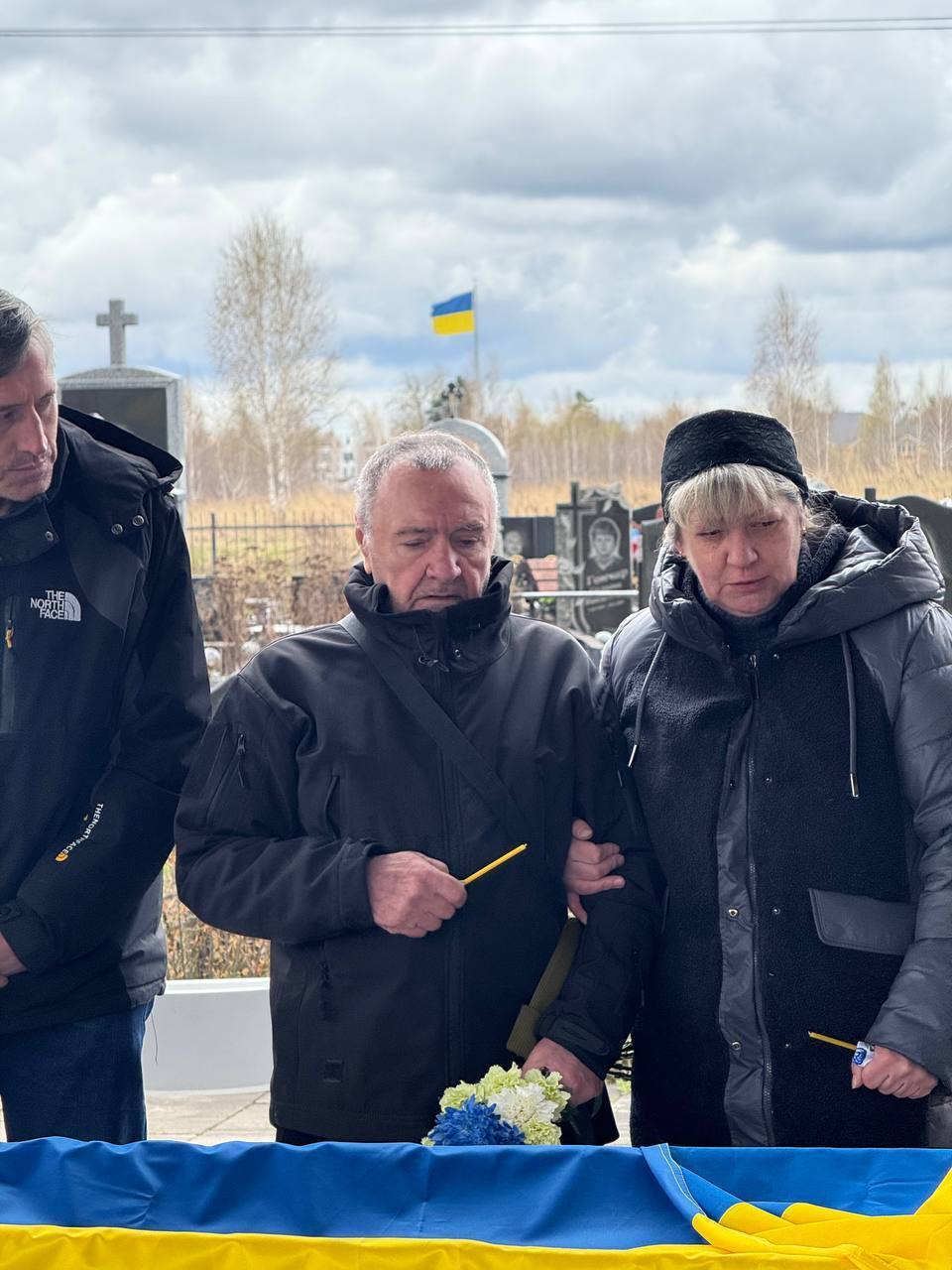 Помер під час евакуації: на Київщині попрощались із 49-річним Героєм. Фото