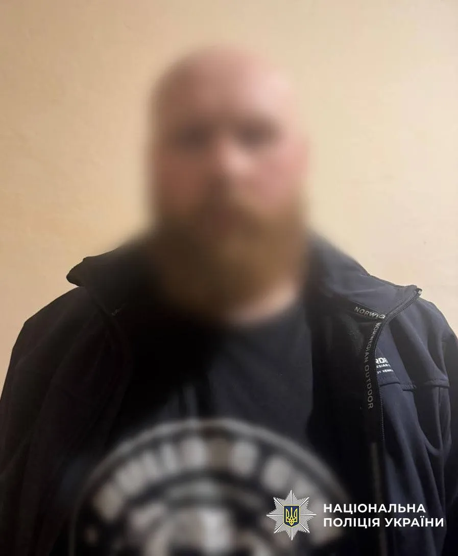 Позичив $500 тис. у мешканця Києва на "бізнес" та втік за кордон: до України екстрадували шахрая. Фото