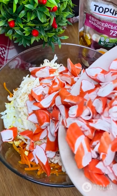 Какой вкусный салат приготовить с крабовыми палочками: рецепт для праздничного стола