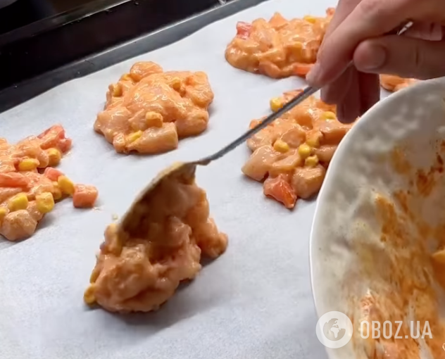 Соковиті запечені рубані котлети з сиром: ділимося легким рецептом