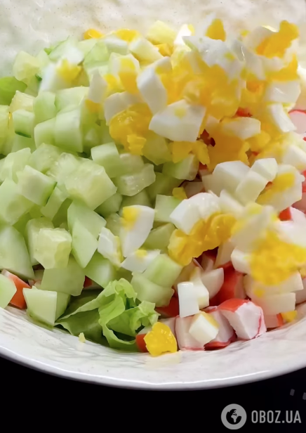 Крабовий салат по-новому: ділимося рецептом страви для великоднього столу