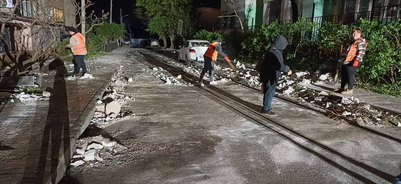 Росія атакувала Одесу і область, стались пожежі: під ударом були будинки і портова інфраструктура. Фото