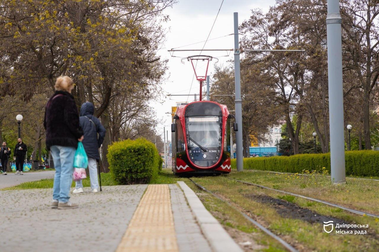 Днепр продолжает развивать инклюзивный транспорт