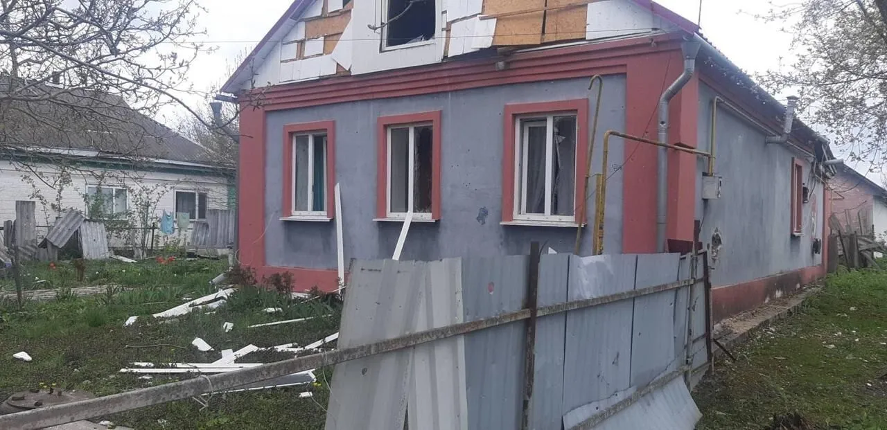 Росія посеред дня запустила десятки дронів по Україні: прогриміли вибухи, є наслідки і постраждалі. Фото (оновлюється)