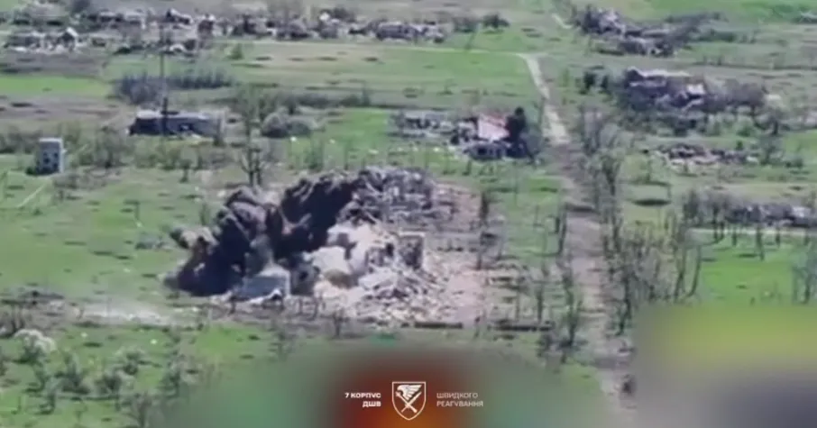 Силы обороны ликвидировали группу псковских десантников в Гришино. Видео