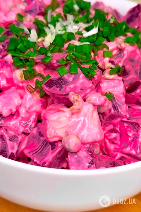 Бюджетный и очень вкусный салат из свеклы: как приготовить