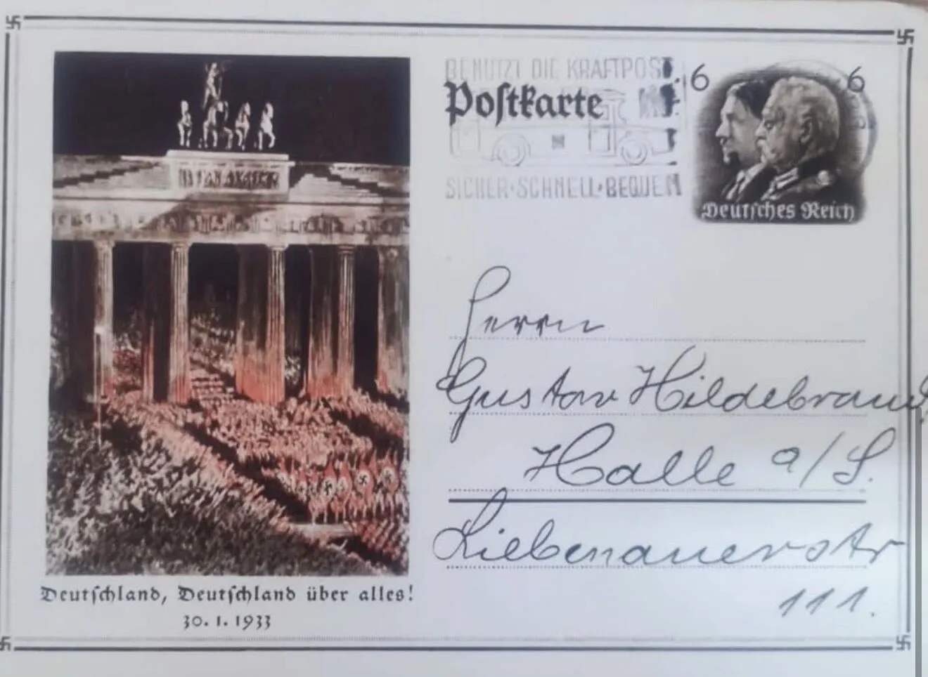 Киевлянка пыталась вывезти в Германию открытки с Гитлером 1930-х годов. Фото