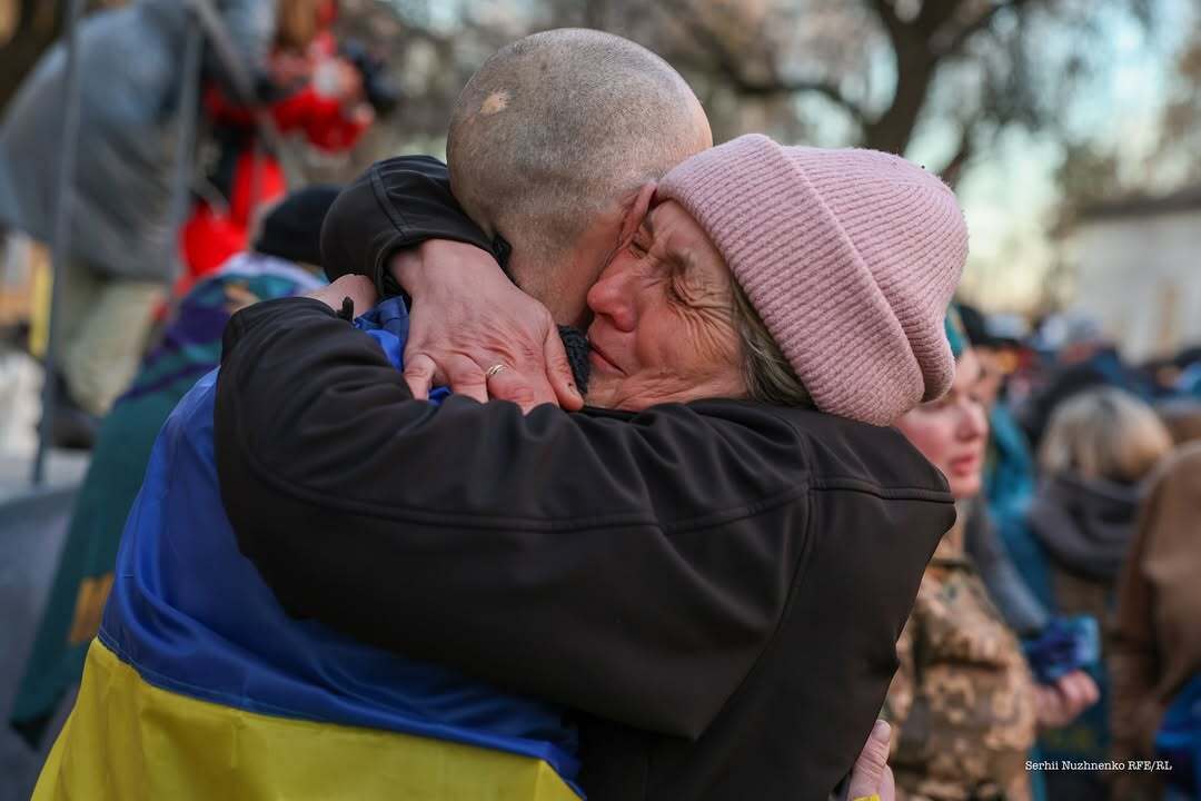 "Дякуємо за абсолютну любов": Зеленський ніжно привітав українських мам зі святом
