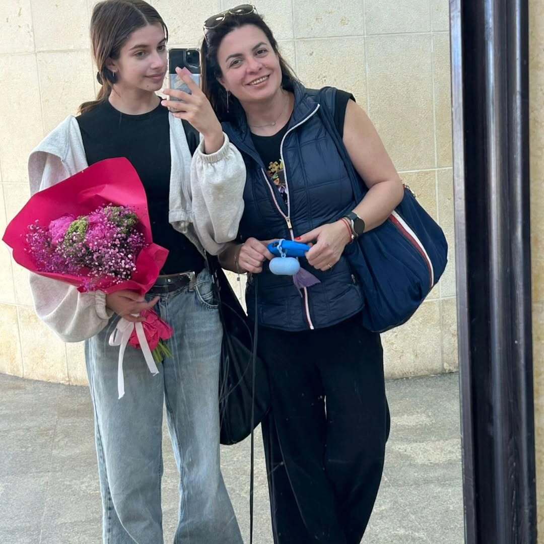 16-летняя дочь погибшего телеведущего Макса Нелипы работает баристой и стала моделью в Израиле