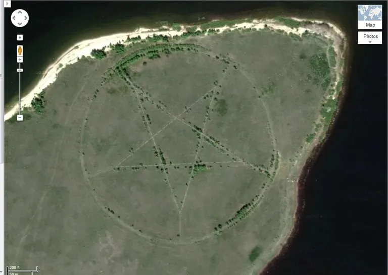 10 самых странных вещей на Земле: фото находок на Google Earth