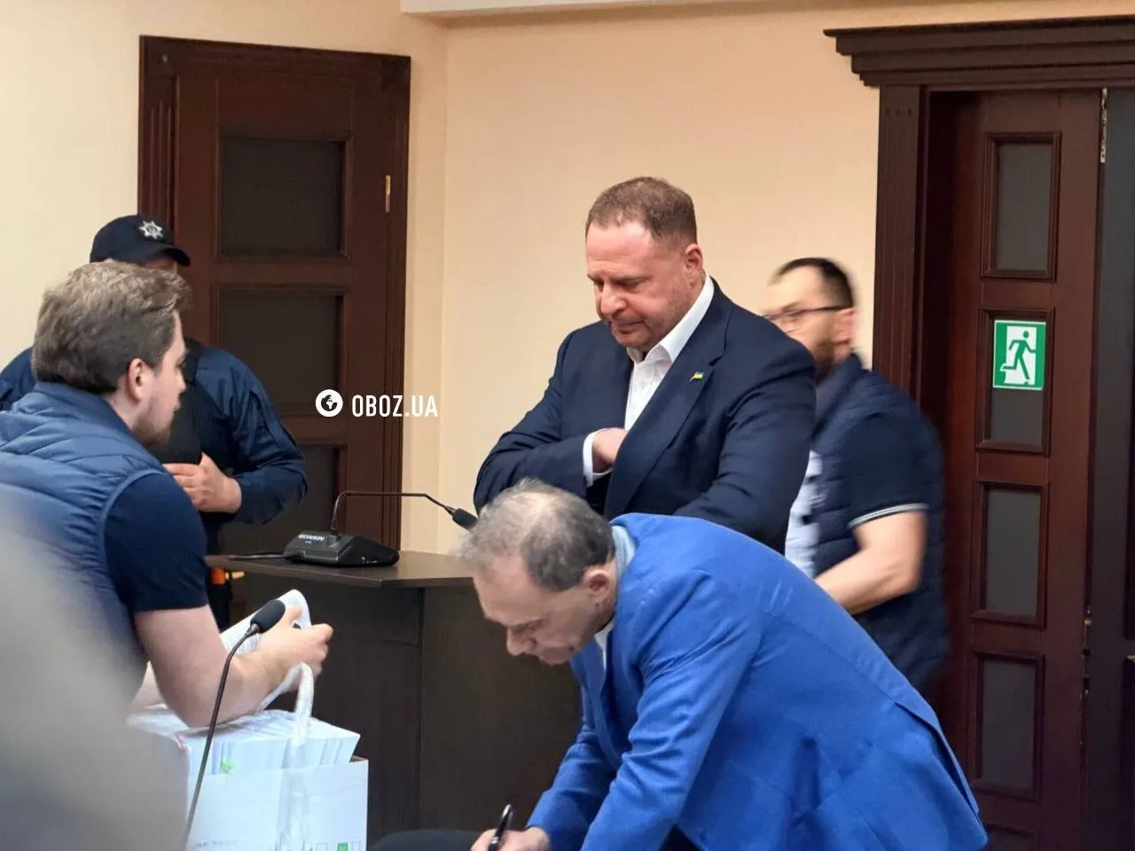 Суд обирає запобіжний захід Єрмаку: прокурори вимагають взяття під варту. (ОНЛАЙН)