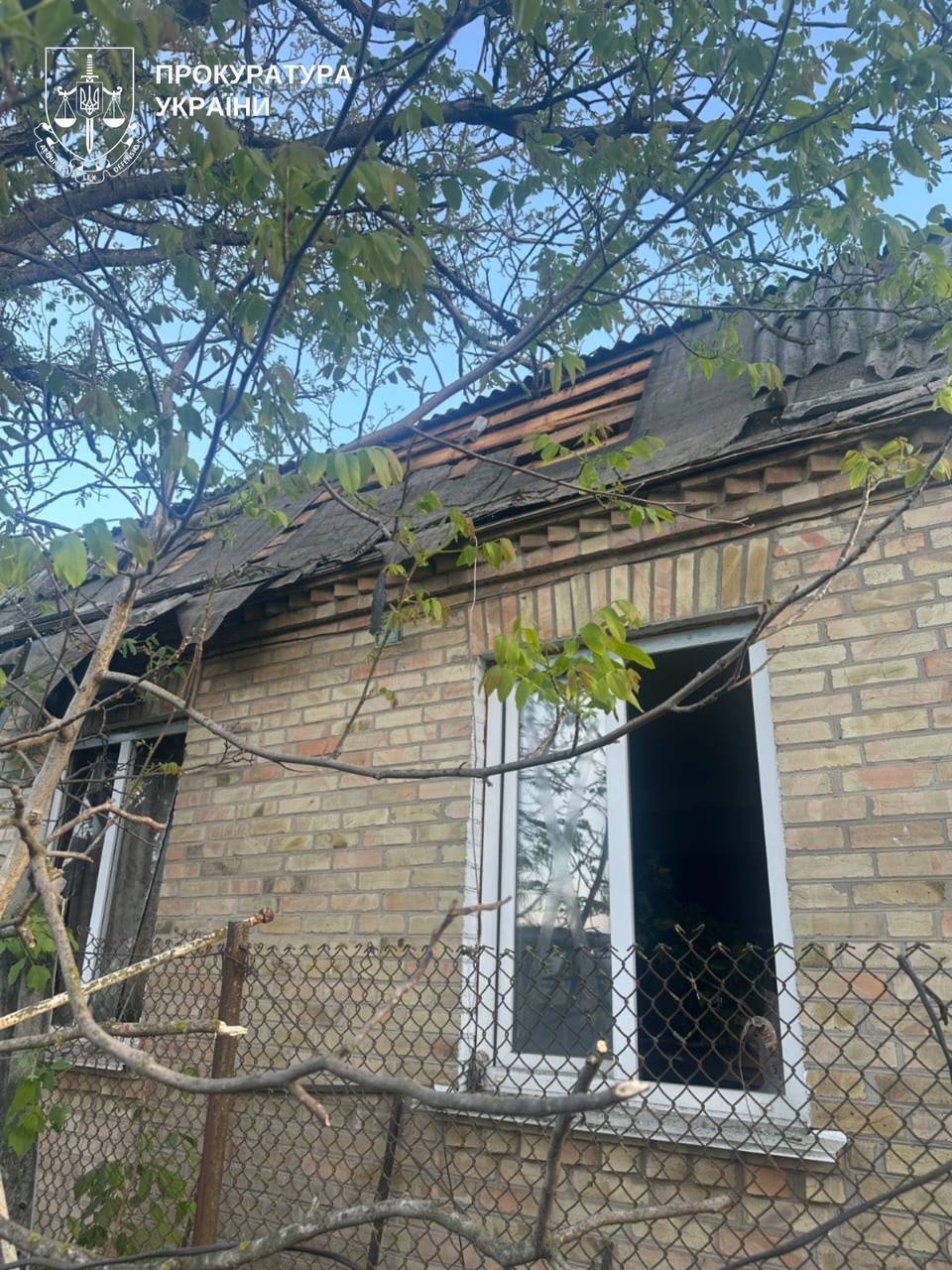 На Киевщине в результате российской атаки повреждены дома, произошли пожары: есть пострадавшие. Фото