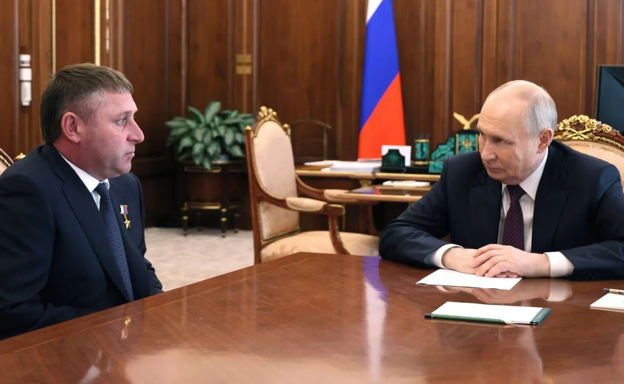 Путин сменил губернаторов двух приграничных с Украиной областей: что происходит