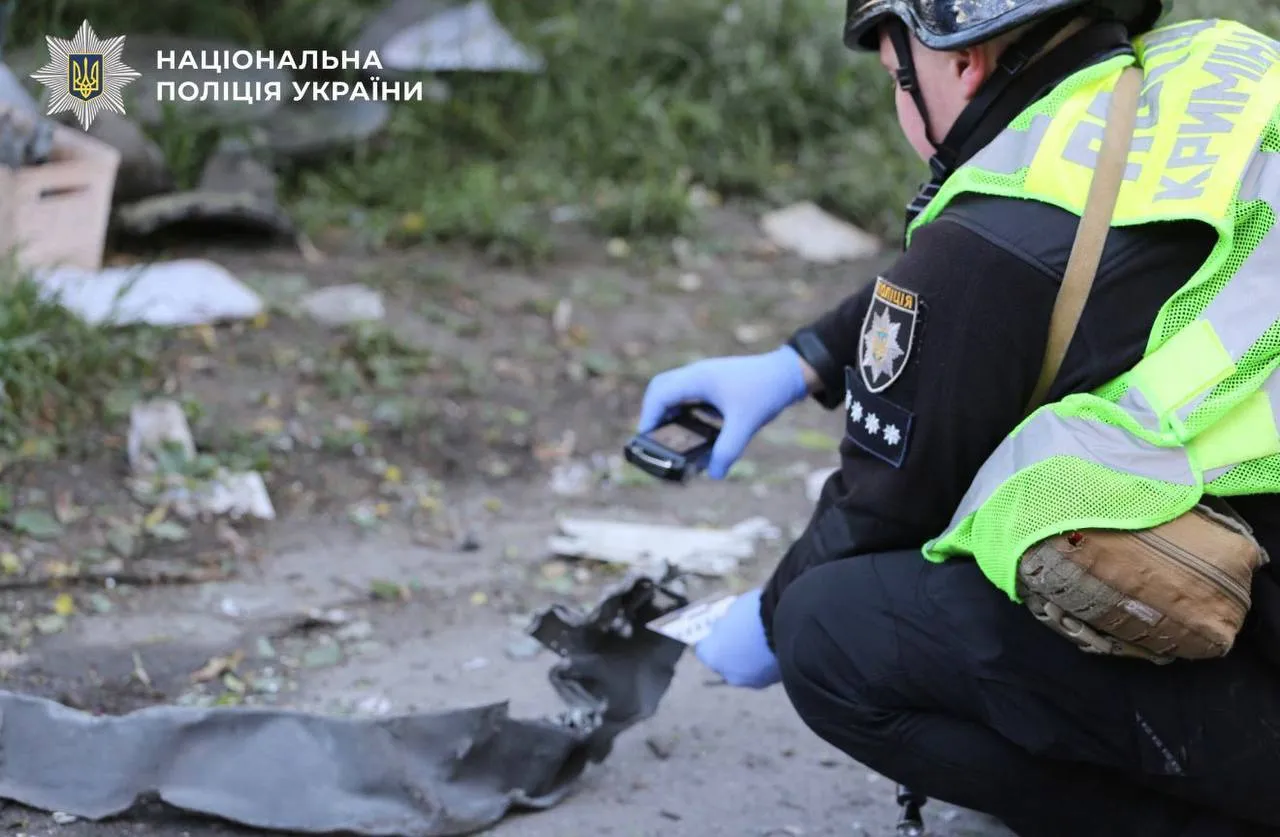 Поліція фіксує наслідки атаки