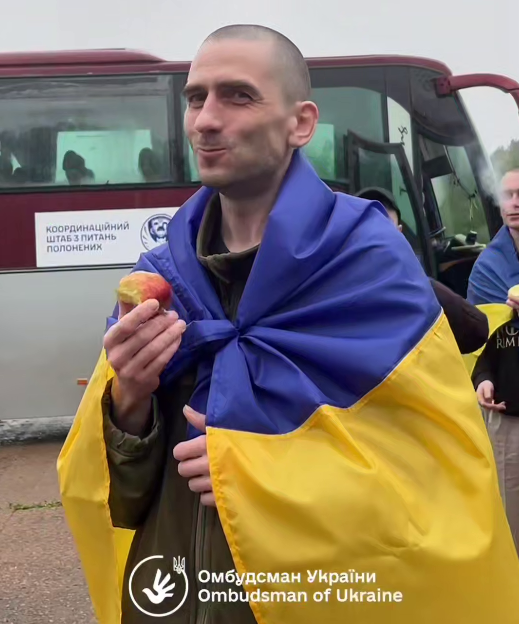 Самому молодому освобожденному – 21 год, самому старшему – 62: подробности об украинцах, которых удалось вернуть из плена РФ