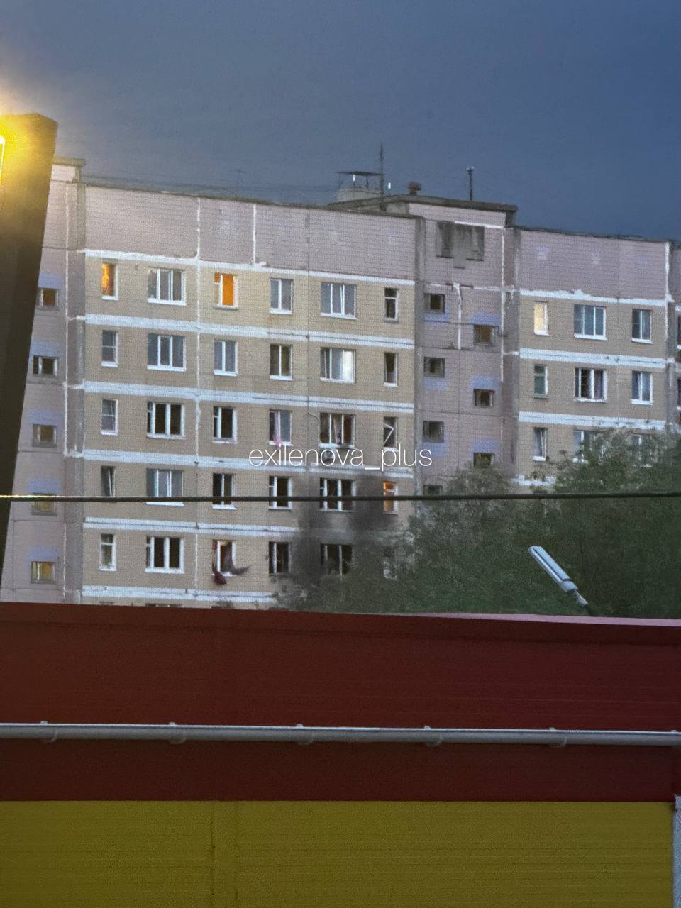 Під прицілом НПЗ: у російській Рязані прогриміли вибухи, сталась пожежа. Фото і відео