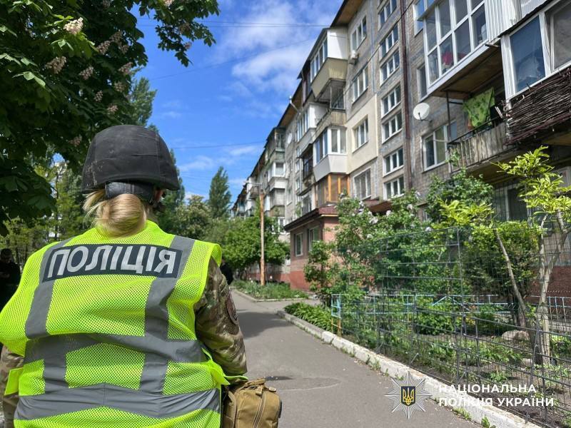 У Києві чоловік погрожував відкрити газ у квартирі та підірвати будинок. Подробиці, фото та відео