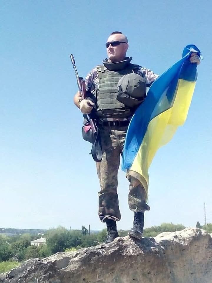 Безжальна війна забрала життя випускника КНУ: що відомо про Героя. Фото