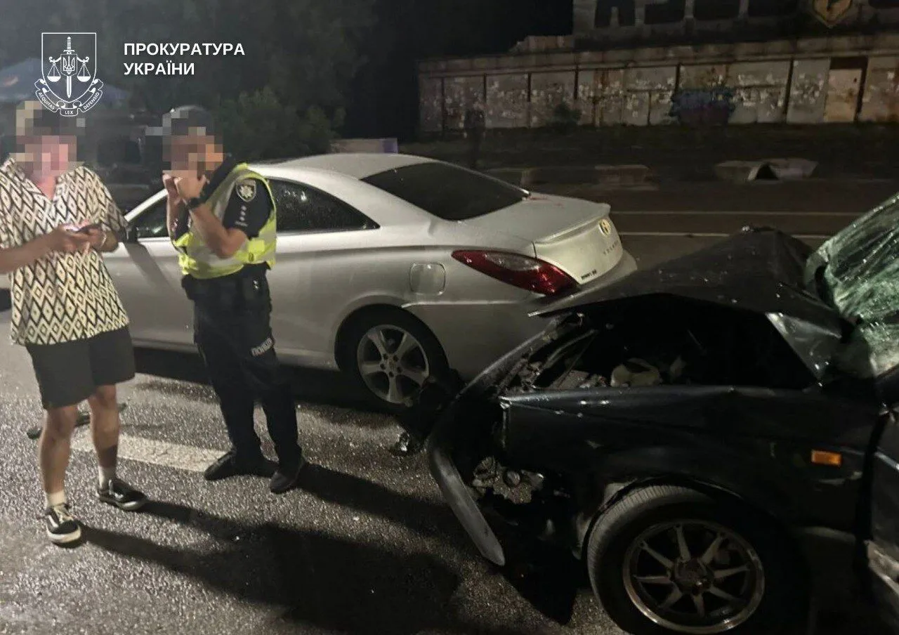 На блокпосту на шаленій швидкості збив на смерть нацгвардійця, а його колегу травмував: у Києві суд виніс вирок водію. Фото
