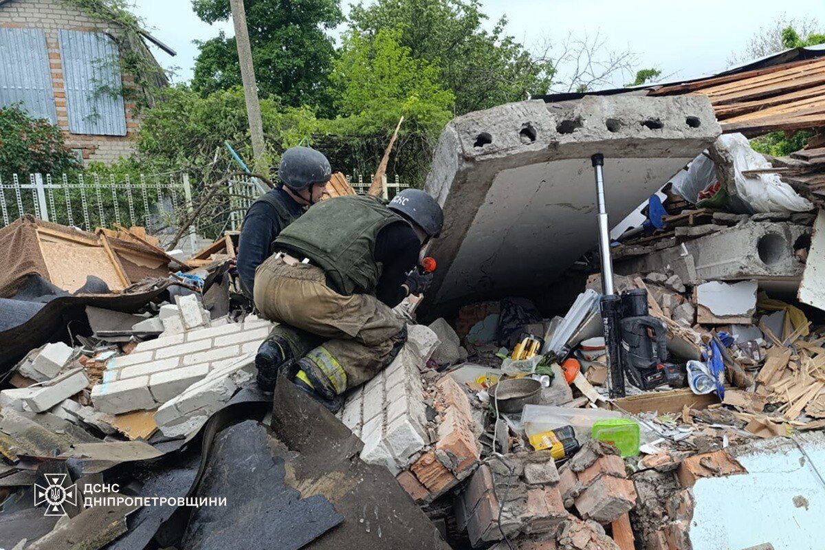 За день ворог майже 40 разів атакував Дніпропетровщину: двоє загиблих, є поранені. Фото